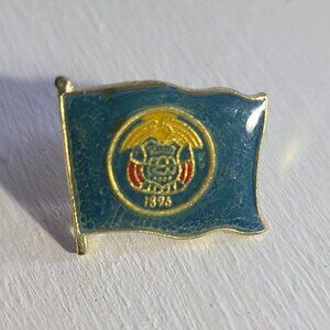 Utah State Former Flag Vintage Lapel Pin Tie Tack Brooch